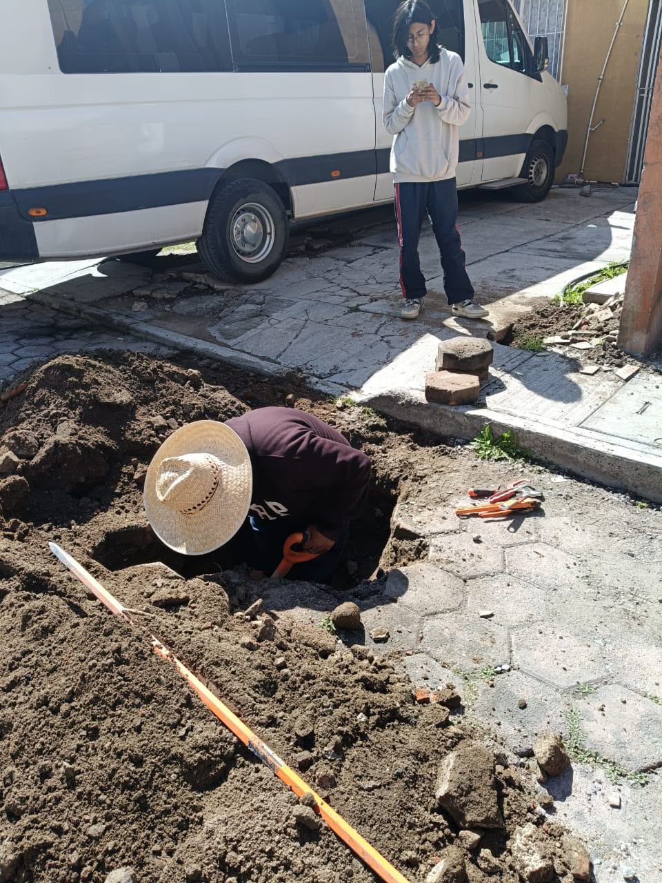 Personal operativo de CAPAMH continúa atendiendo de manera permanente los reportes ciudadanos para garantizar el correcto funcionamiento de la red de agua potable